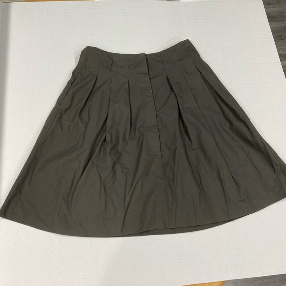 Banana Republic 
Skirt - Picture 7 of 10